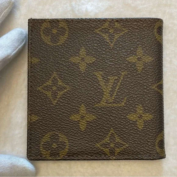 Louis Vuitton Authentic Vintage Brown Monogram Design Wallet - Picture 3 of 15